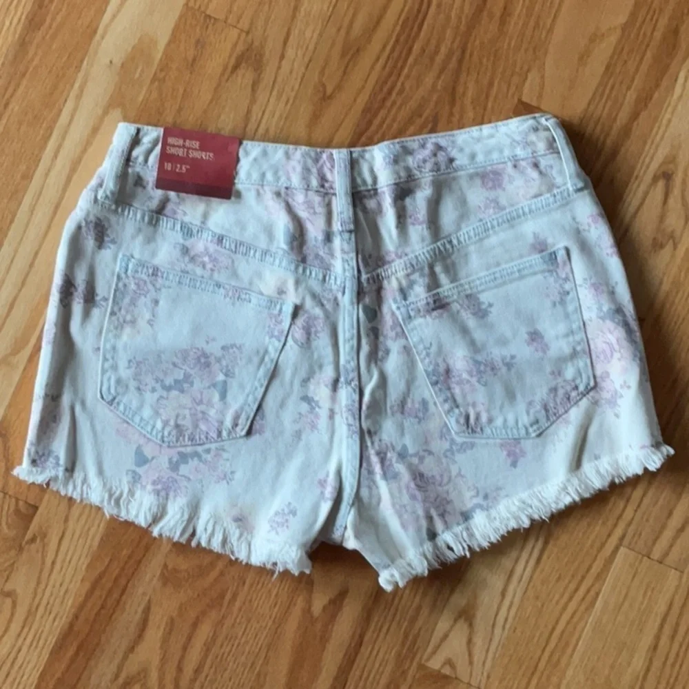 MOSSIMO Supply Co. Floral High Rise Demin Shorts